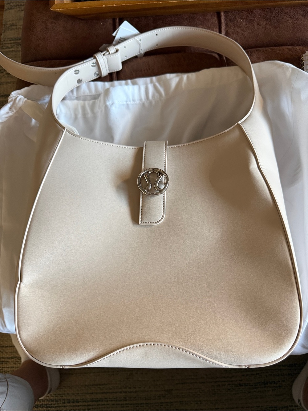 NWT Lululemon Leather Alternative Shoulder Bag 8L Cashmere CSHW Sold Out